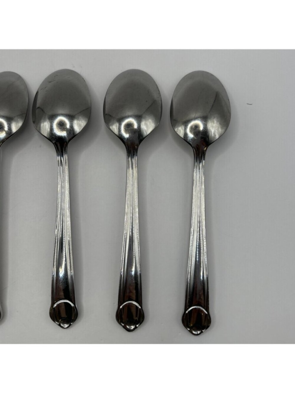 7 Mikasa Classico Satin Teaspoons 18/8 Stainless Gerald Patrick 6.25" Spoons - Picture 10 of 16